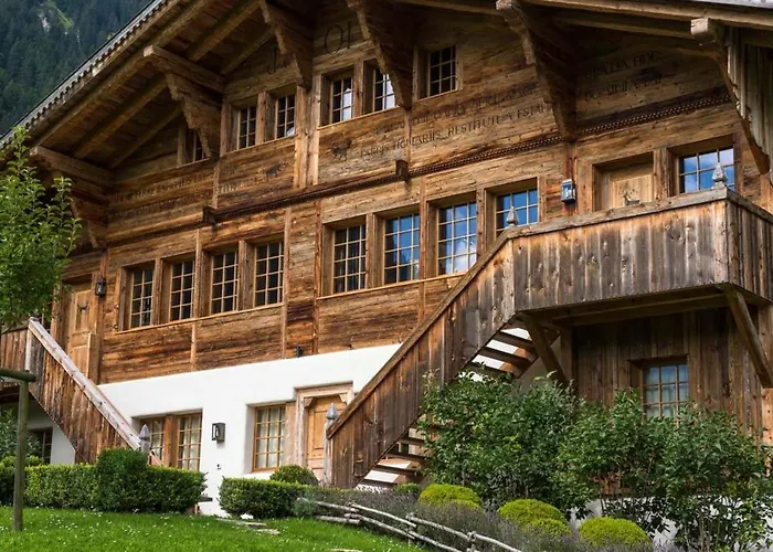 Villa Elegant Alpine With Lauenen