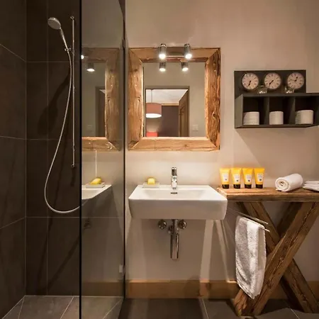 فيلة Elegant Alpine With *